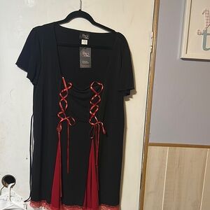 Black and Red Tunic Top